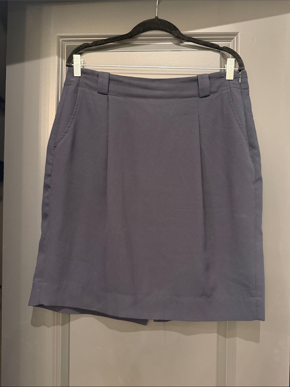 Liz Claiborne Classic Women's Navy Straight Skirt